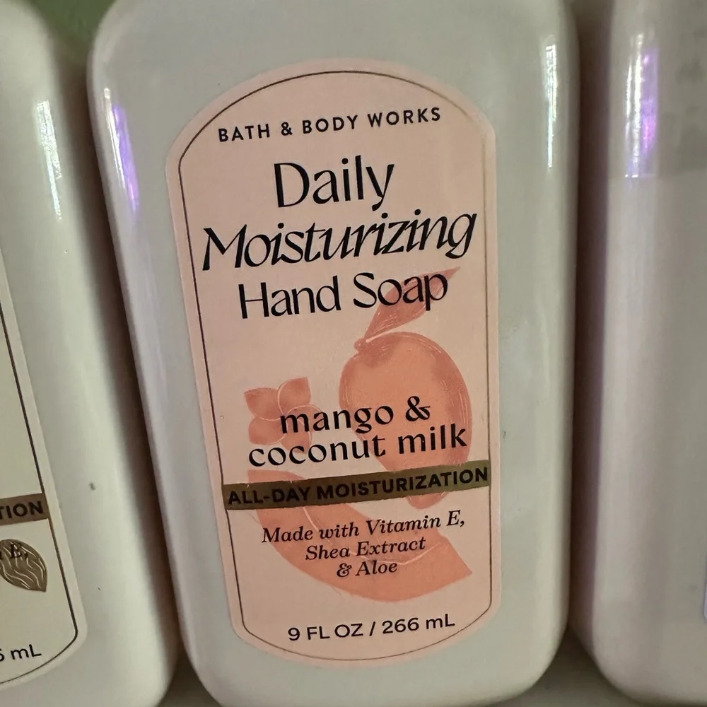 NEW BBW (6) PC DAILY MOISTURIZING HAND SOAP BUNDLE 🌸🌺🌸🌺 - Picture 4 of 15